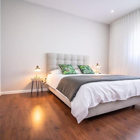 Cozy Sea View Apartment Near City & Airport Ponta Delgada Exteriör bild