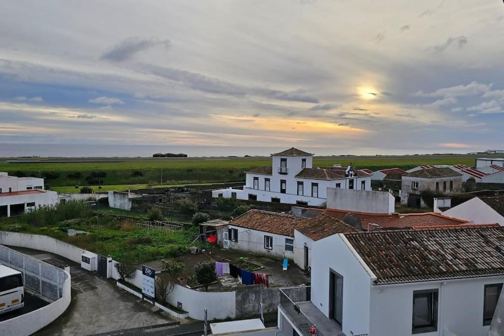 Cozy Sea View Apartment Near City & Airport Ponta Delgada Exteriör bild